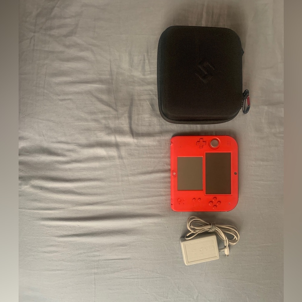 2ds console bundle good condition